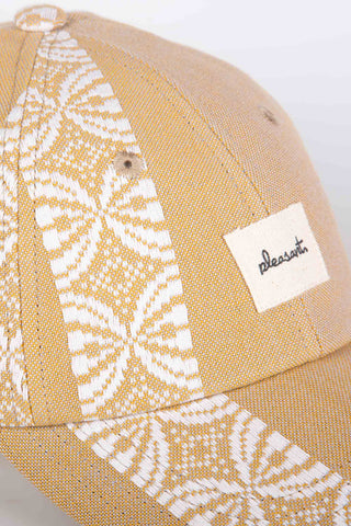 Table cloth beige upcycled cap