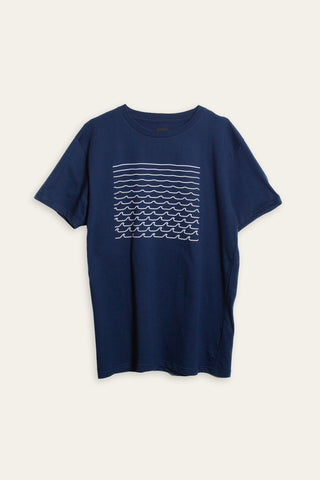Waves navy tee